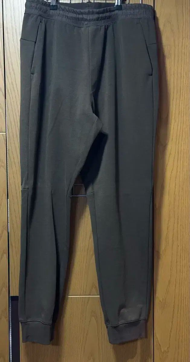 UNIQLO(ユニクロ) j スウエットパンツ