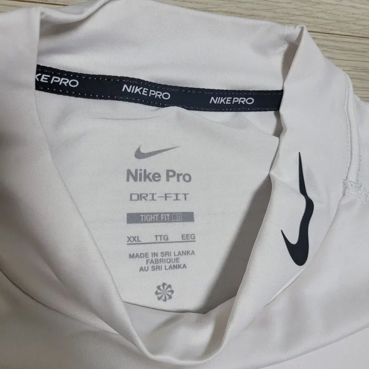 ナイキ PRO