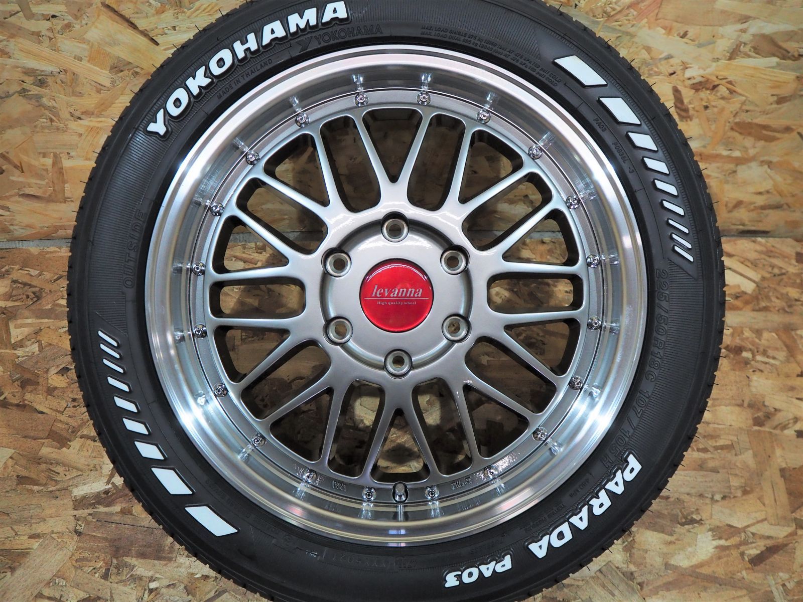 新品☆即納☆車検対応☆高級 メッシュ 深リム levanna V10LTH