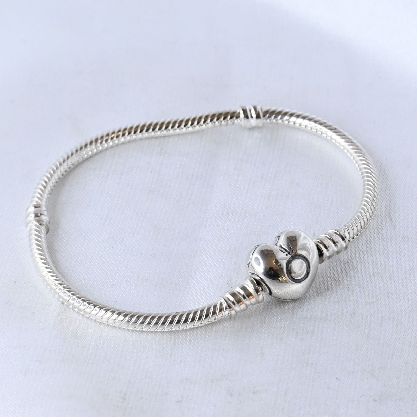 新品仕上げ】Moments Heart & Snake Chain Bracelet 17cm