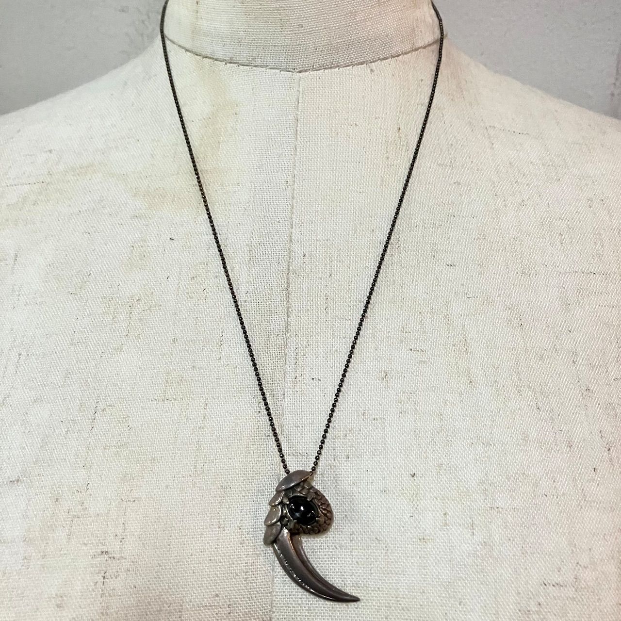 SILVER925 FANG CHARM NECKLACE /シルバー/ネックレス