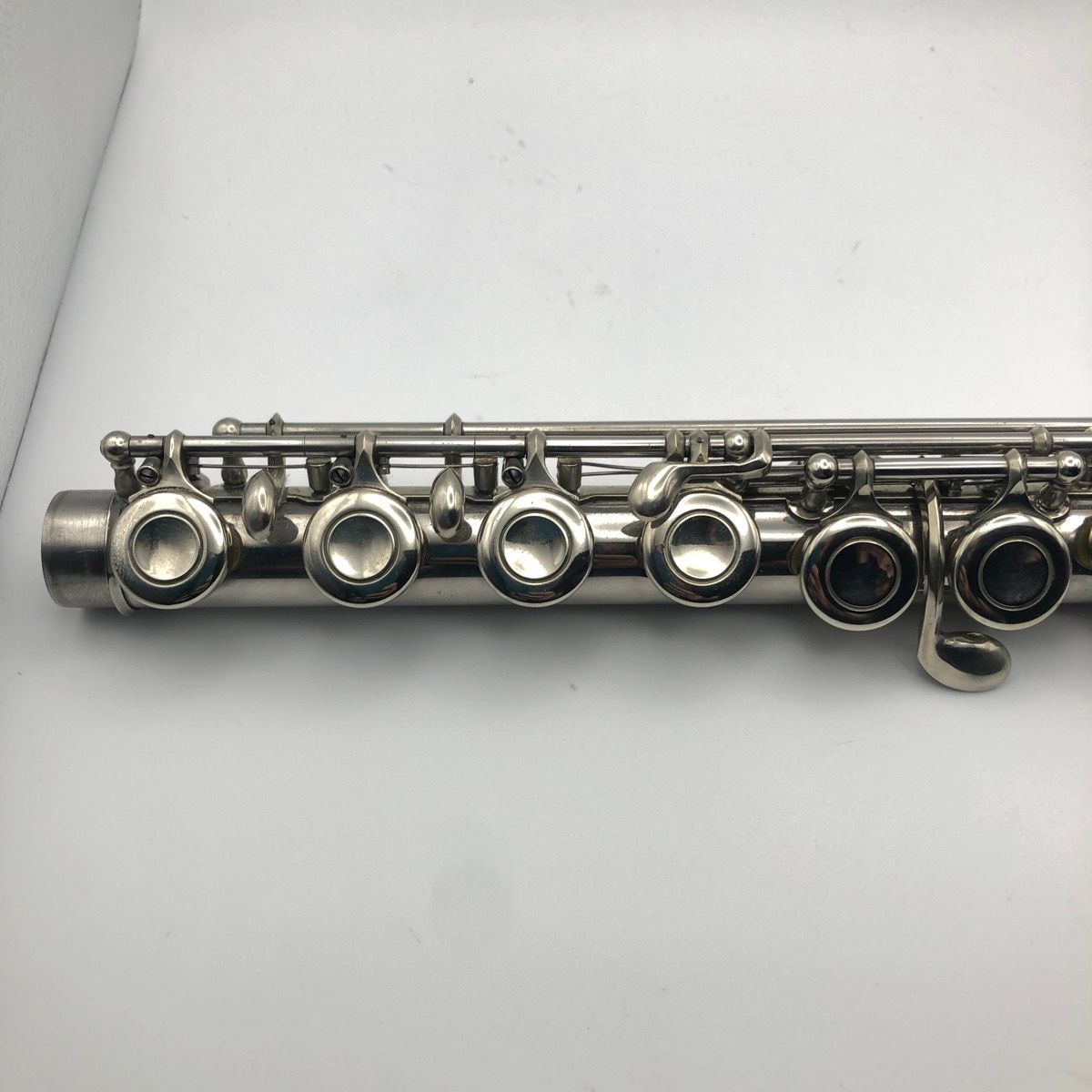 【全タンポ交換・洗浄・調整済】頭部管銀製 ムラマツ M-40 フルート 全タンポ交換・洗浄・調整済】頭部管銀製 ムラマツ M-40