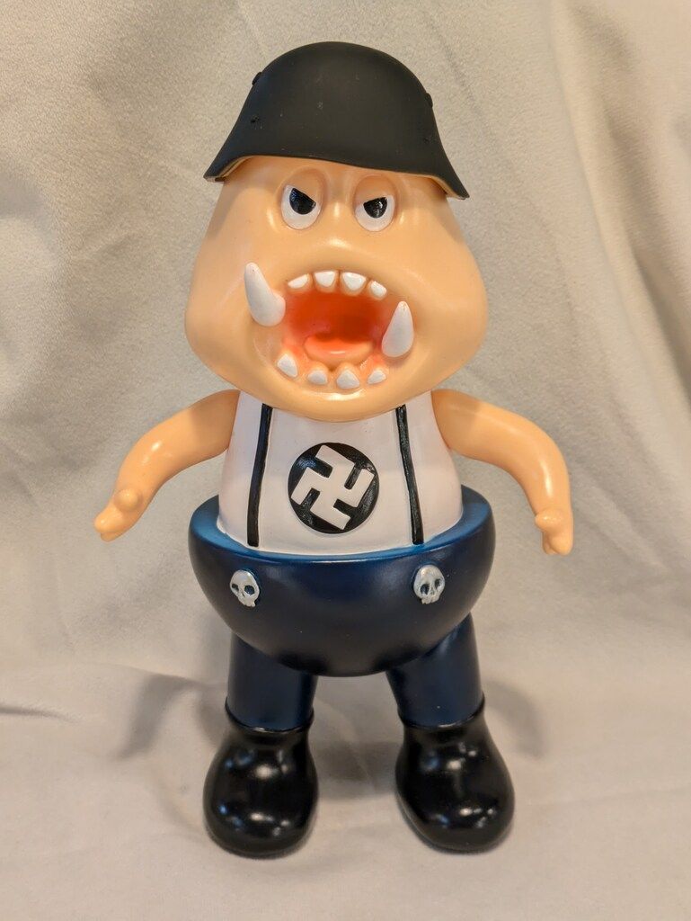 ZOLLMEN FANCYTOY/SPACETOY ロビン(肌色/白シャツ卍マーク/黒メット付)RMSver.