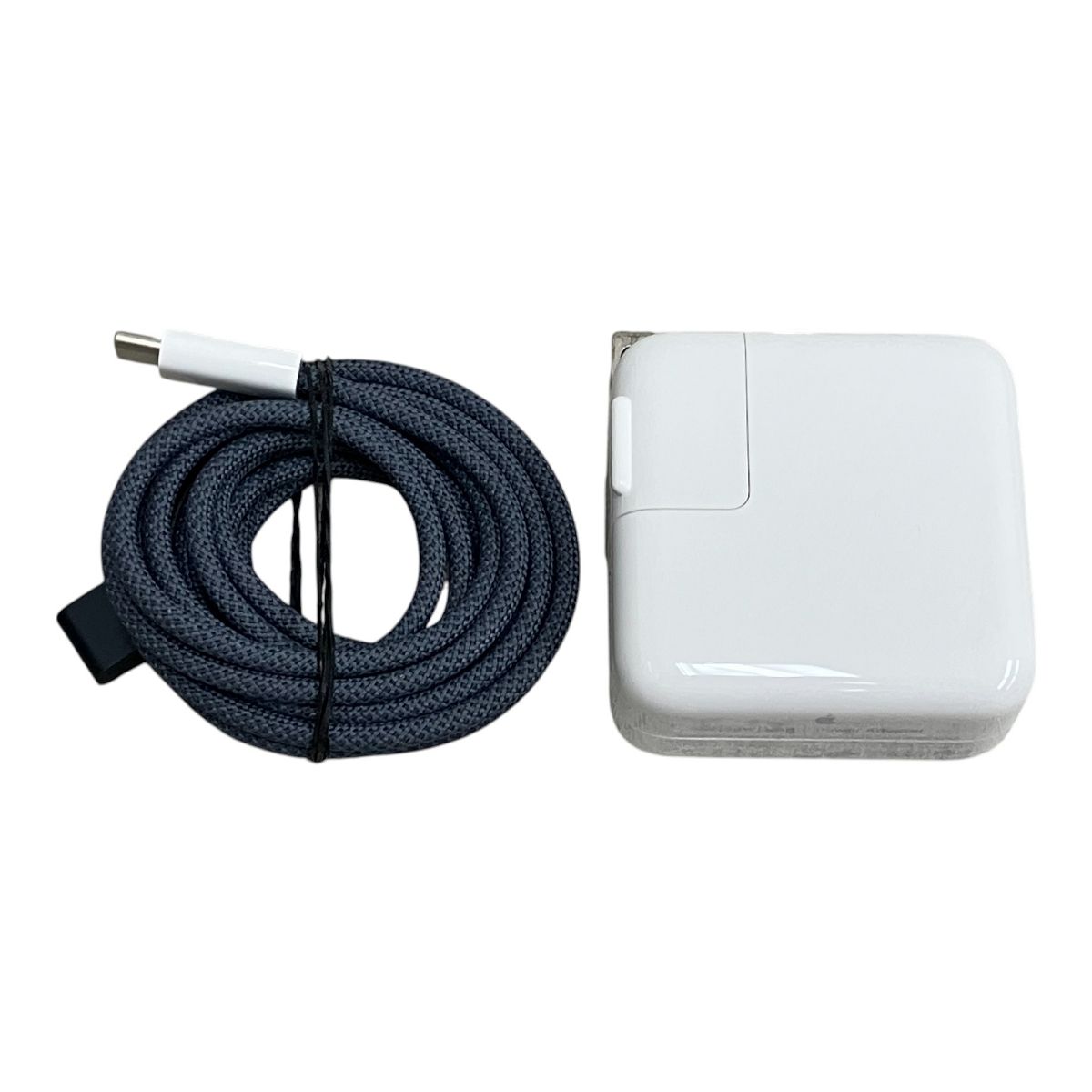 【美品】 MacBook Air 13インチ 充放電5回 M2 充放電回数5回【極美品】MacBook Air 2022 13インチ SSD 256GB