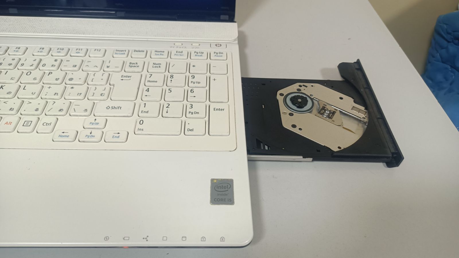 Blu-rayノートパソコン NEC Core i5 SSD128G メモリ8G win11