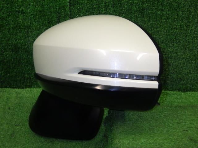 フィット DBA-GK4 左サイドミラー NH624P 白パール 電動格納 ウィンカー ヒーター付 76258-T5A-J51 9148