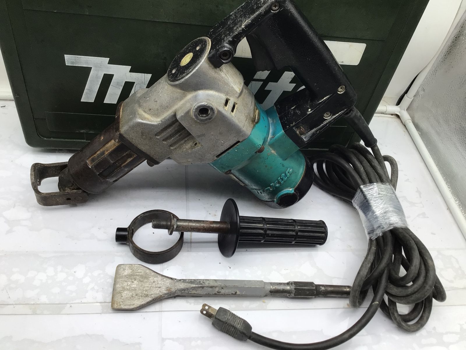 品 Makita マキタ 35mm電動ハンマードリル HR3520 IT0PGLIHZ0NM エコツール笠寺店 M02