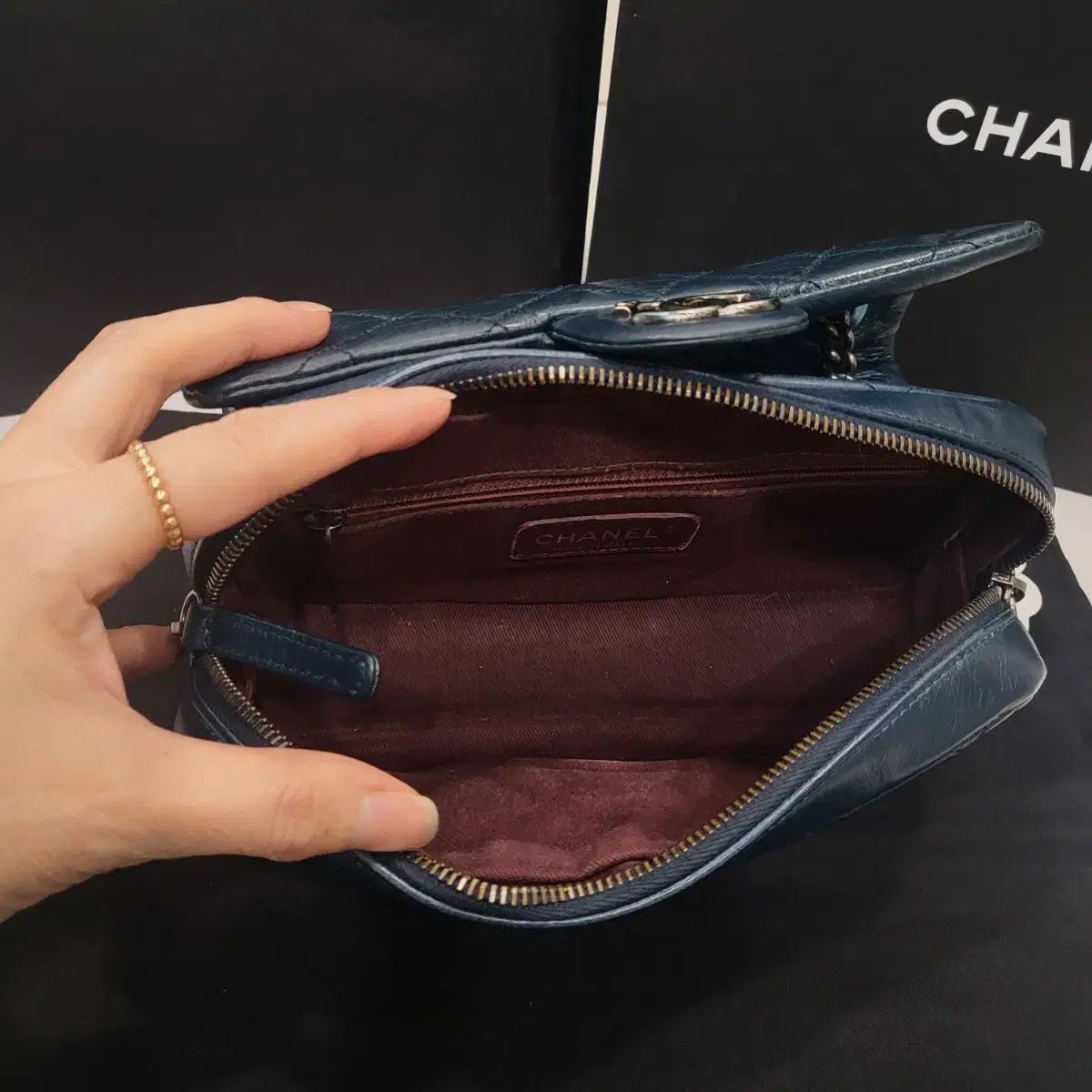 Chanel シャネル