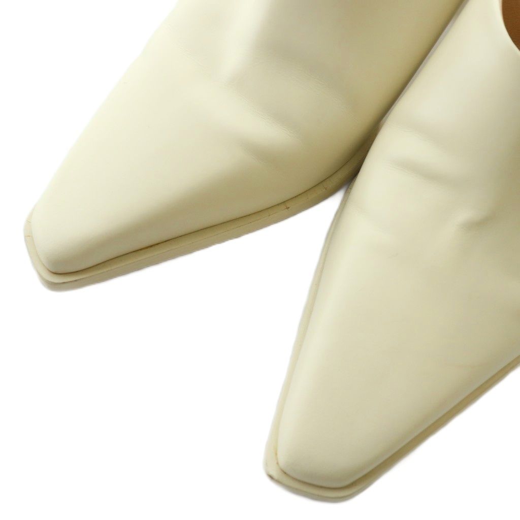 美品　BOTTEGA VENETA レザー チャンキーヒール ホワイト サンダル 美品 BOTTEGA VENETA レザー チャンキーヒール ホワイト