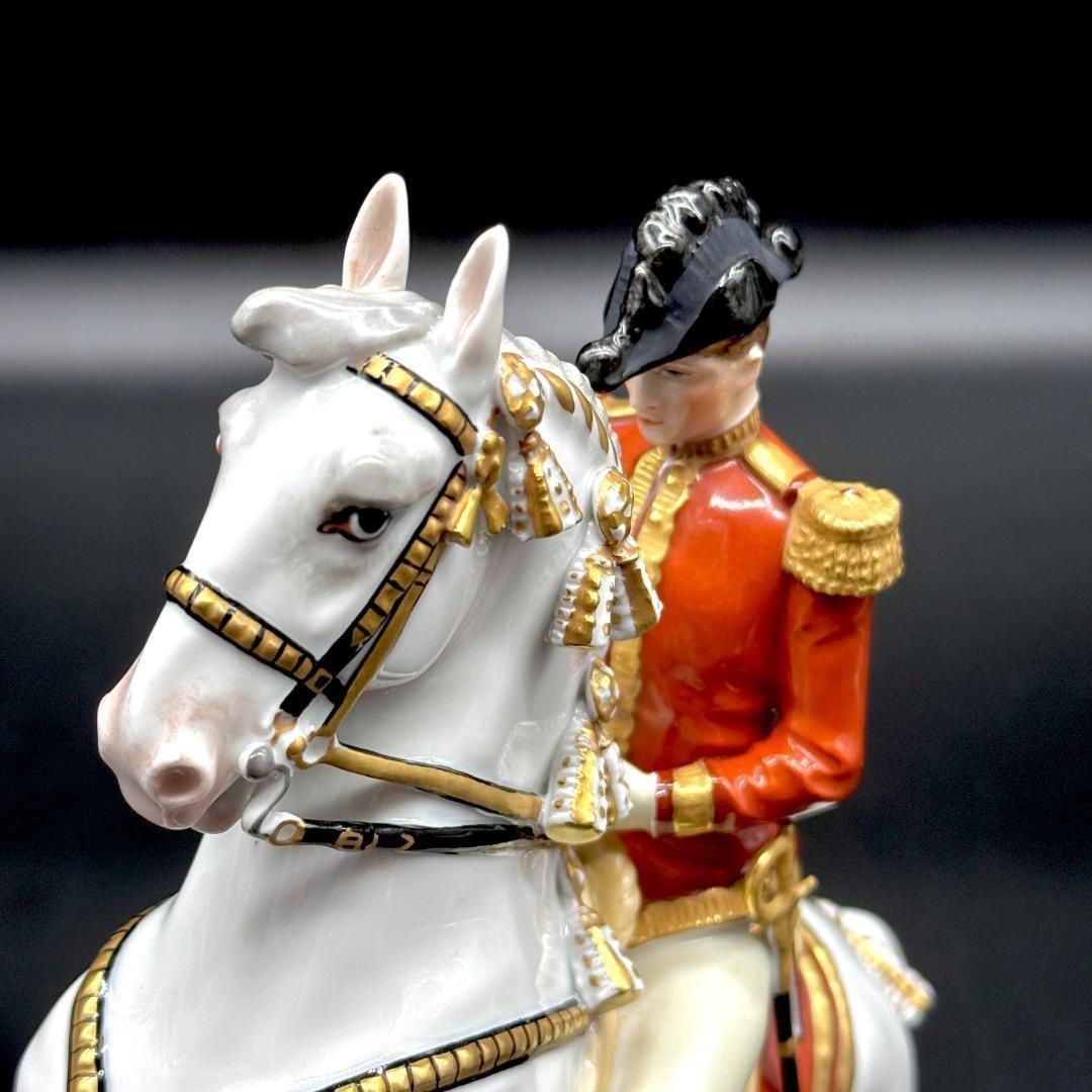 アウガルテン フィギュリン スペイン乗馬学校 馬 クールベット 陶器置物 美品 アウガルテン フィギュリン スペイン乗馬学校 馬 クールベット