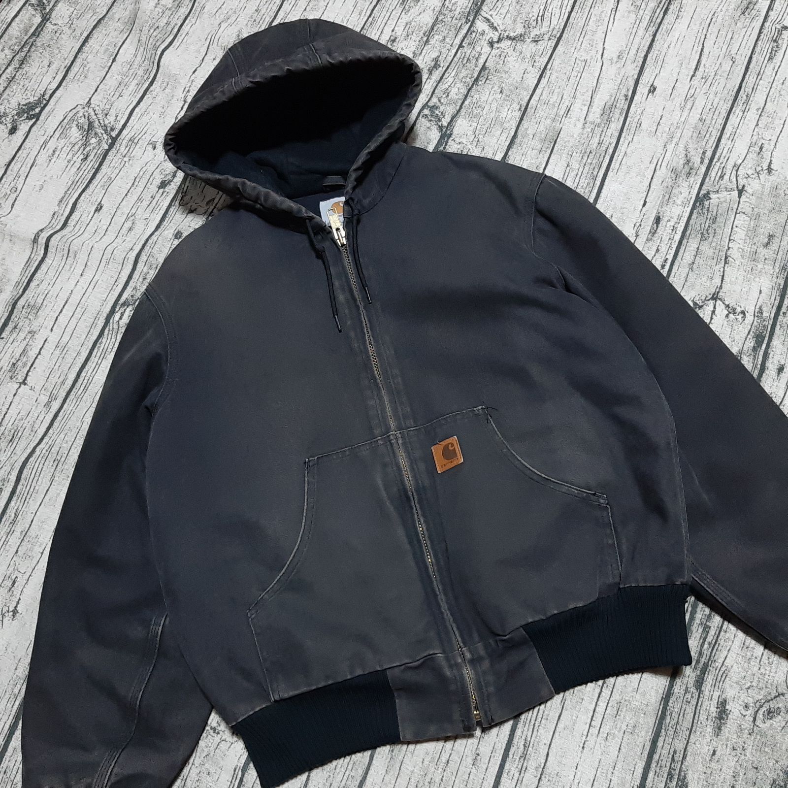 size S】 Carhartt アクティブジャケット パーカー ブラック 黒 革ロゴ