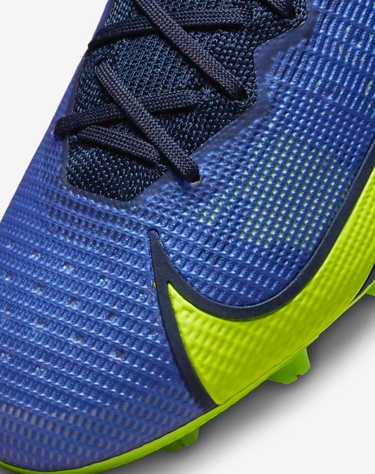 希少・生産終了モデル　【美品・トップモデル】NIKEナイキサッカースパイク・マーキュリアルヴェイパー14エリートHG