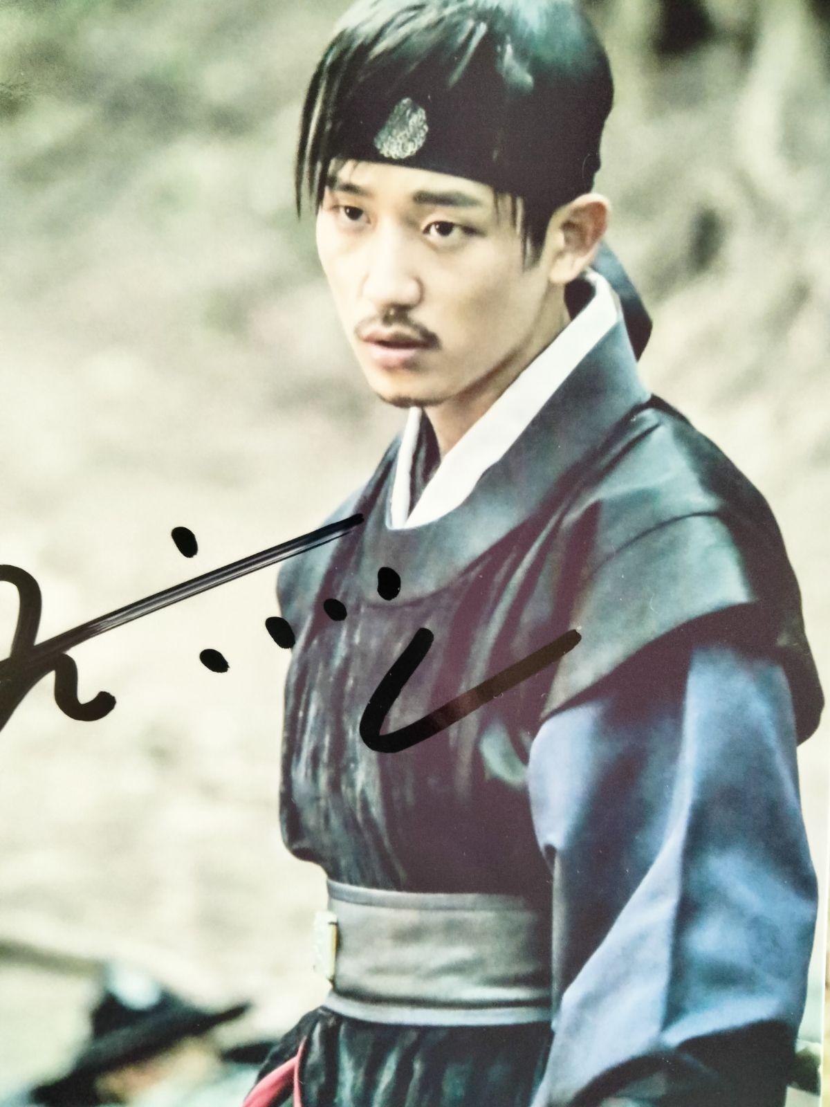 チョン・ヘイン直筆サイン入り2Lサイズ写真…Jung Hae-in‥③ チョン・ヘイン直筆サイン入り2Lサイズ写真…Jung Hae-in‥③