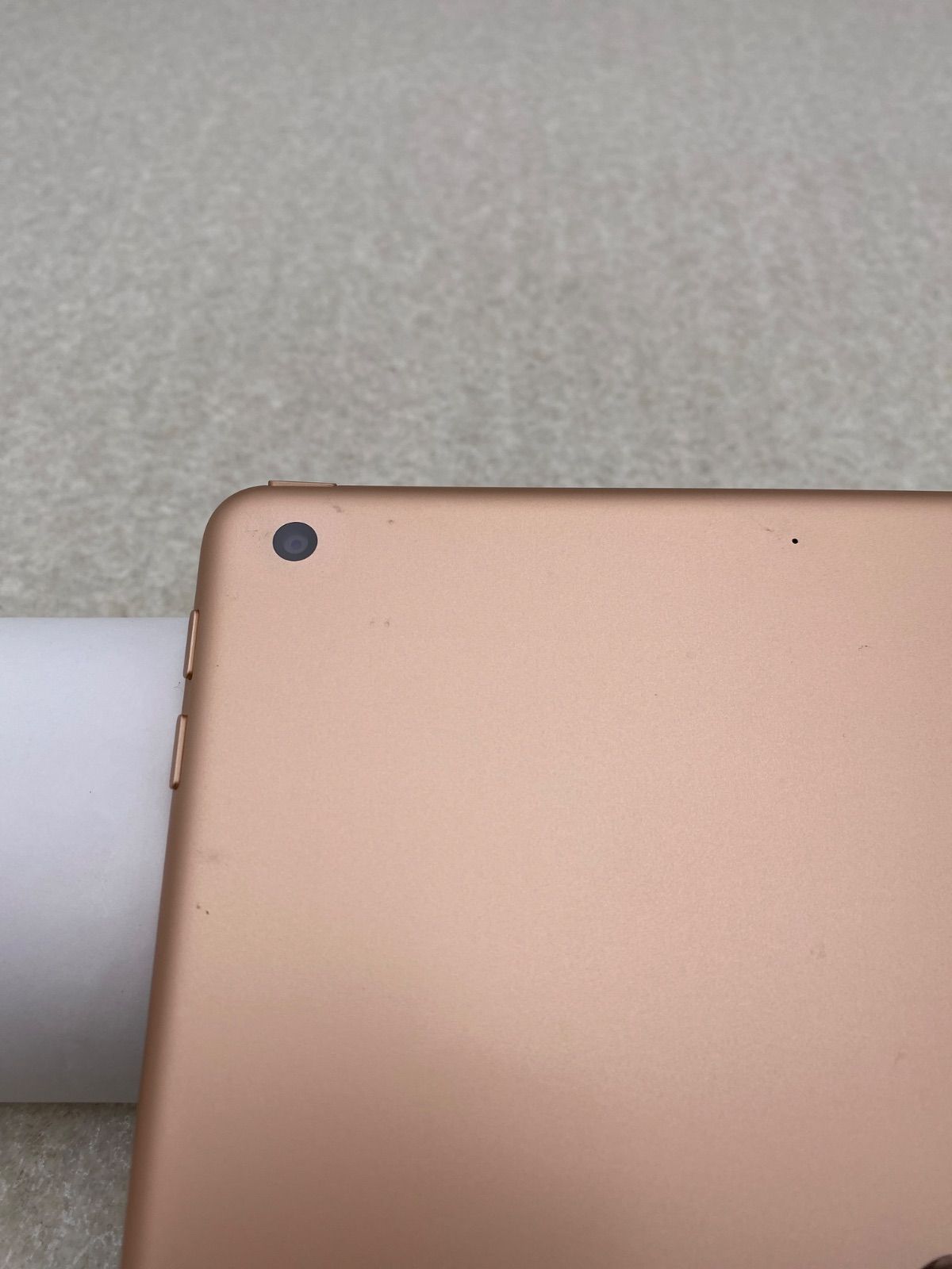  iPad 第6世代 32 GB Wi Fiモデル A 1893 充電器付き アクティベーションロック解除済み iPad本体 タブレット