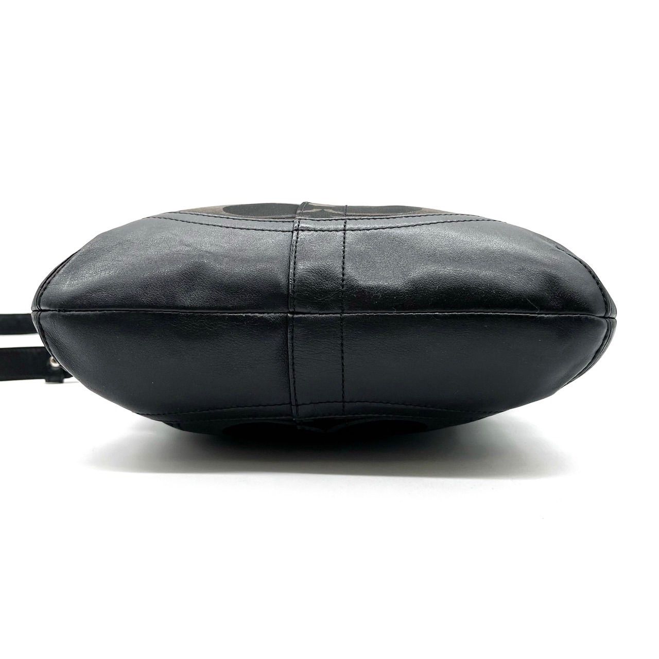 美品✨COACH ショルダーバッグ 黒 シグネチャー 70333 COACH コーチ ショルダーバッグ シグネチャー レザー ブラック