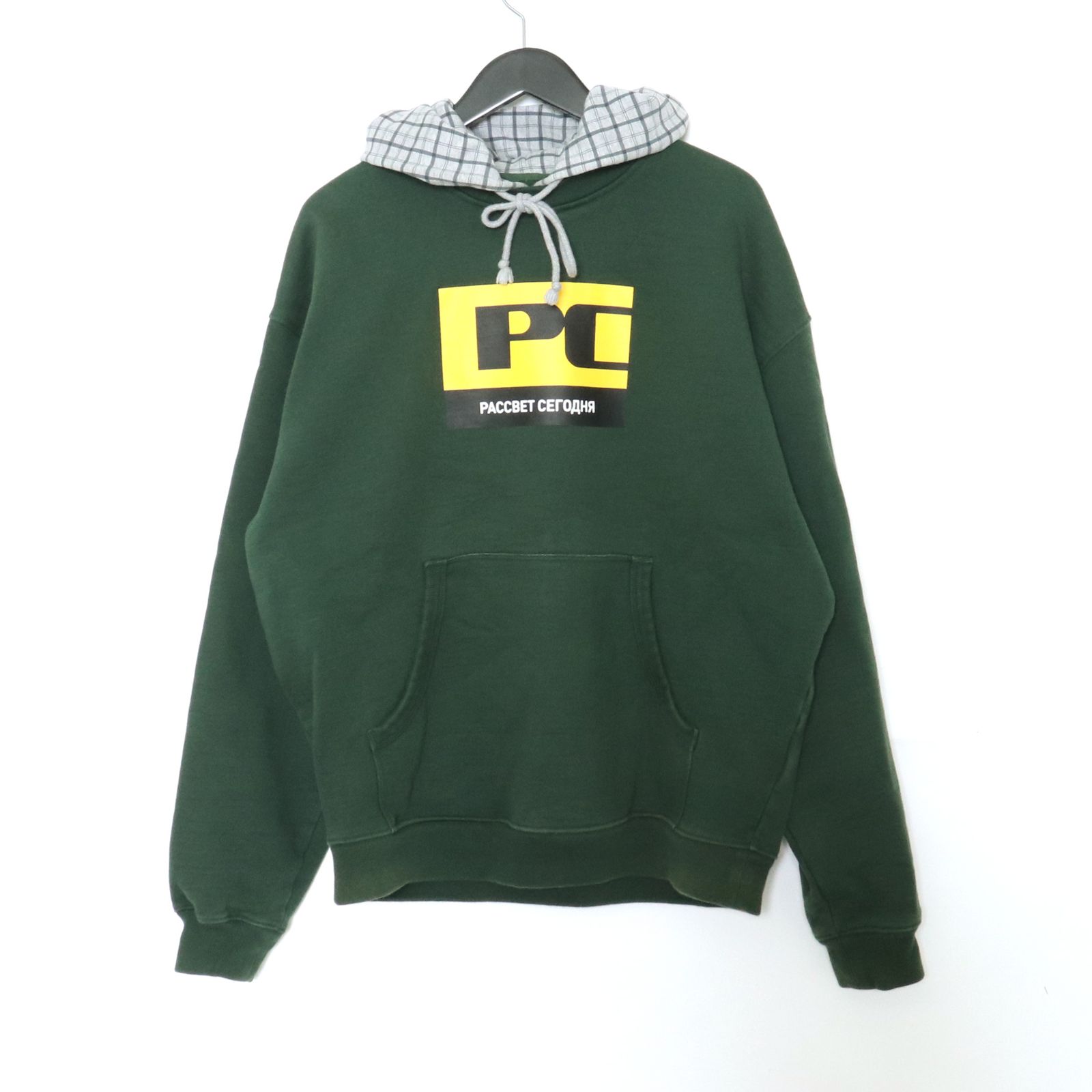 PACCBET RASSVET フーディー XL - GRAIZ-UsedBrand Shop - メルカリ