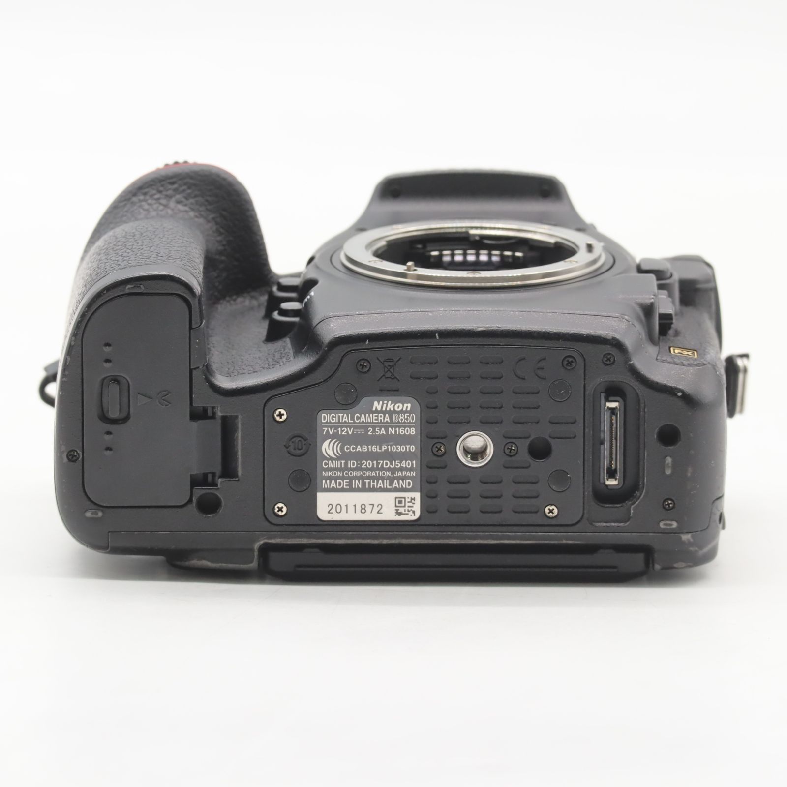 Nikon D850 ボディ ショット数 51750回 - メルカリ