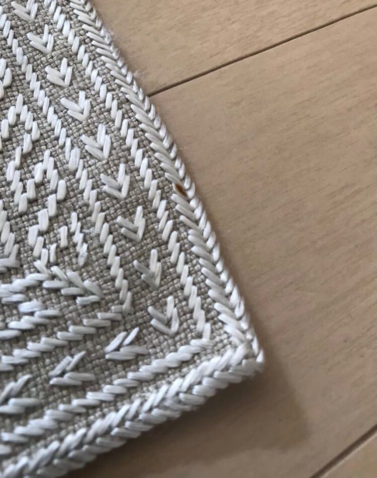 ☆1点もの☆ブルガリア🇧🇬シルク糸 手刺繍 リネンテーブルクロス