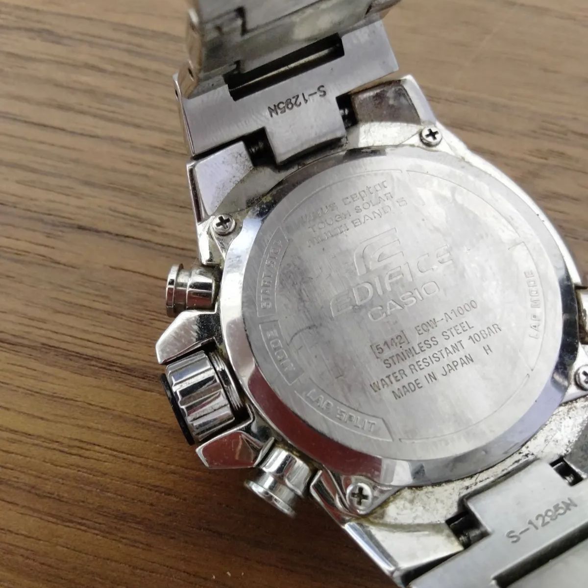 CACIO EDIFICE EQW-A1000 腕時計 ソーラー電波時計