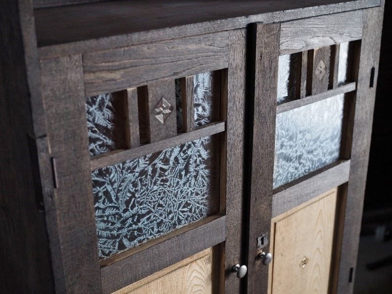 古い結晶ガラスの小型アンティークキャビネット 大正～昭和初期 古録展 送料無料 品番S10770