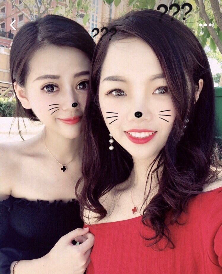 VCAの四つ葉のクローバーネックレス !ヴァン