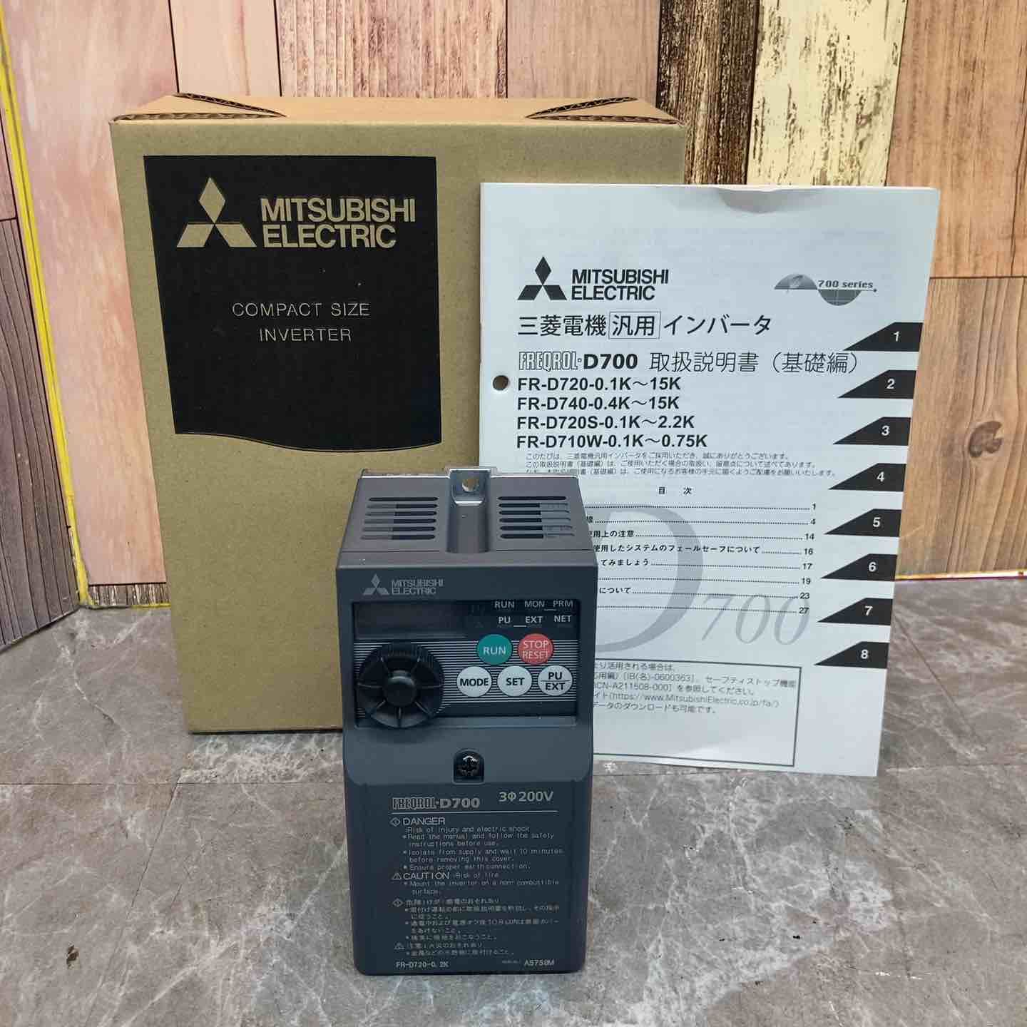 【中古】三菱電機　FR-D720-0.1K インバータ本体 中古】三菱電機 FR-D720-0.1K インバータ本体 三菱電機インバーター FR