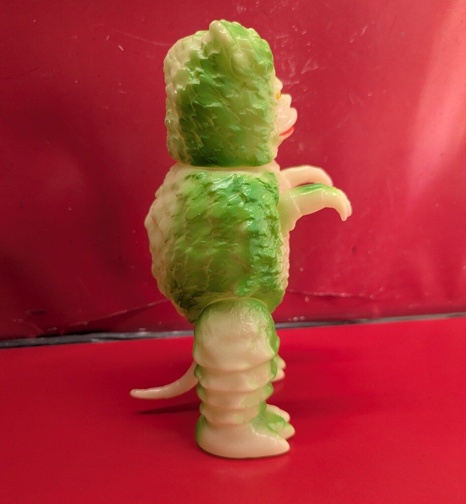 ポピー 怪獣シリーズ ガラモン 蓄光成型 黄緑成型 2375