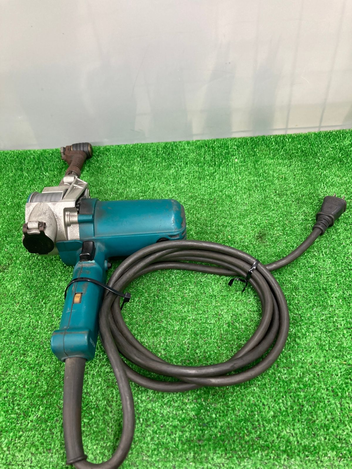 【品】★makita 9031 ベルトサンダー　ITANSNDOUA92