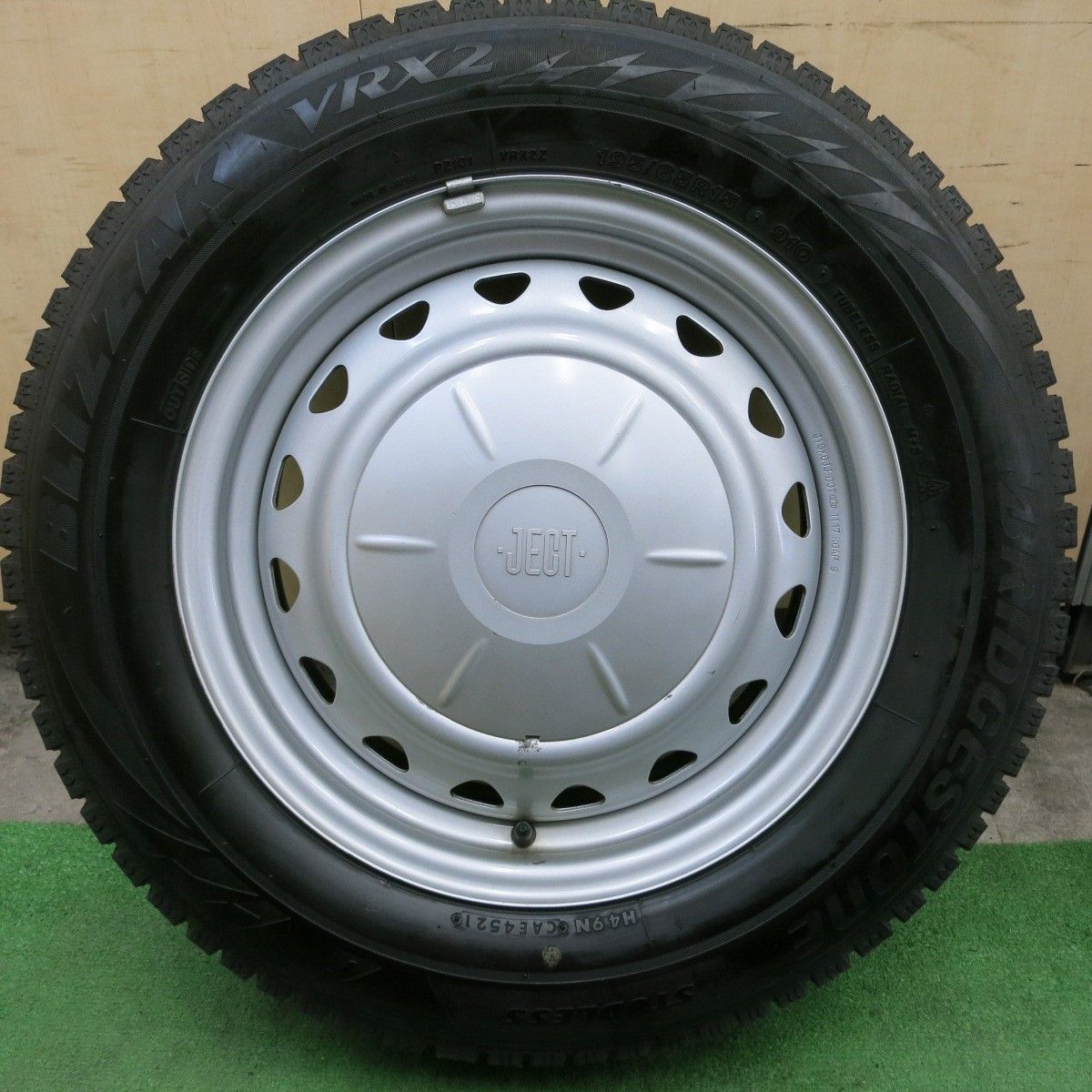 バリ溝！21年！9.5分スタッドレス 195/65R15 ブリヂストン ブリザック VRX2 ・JECT・ スチール 15インチ PCD100 114.3/5H マルチ5042803TTス