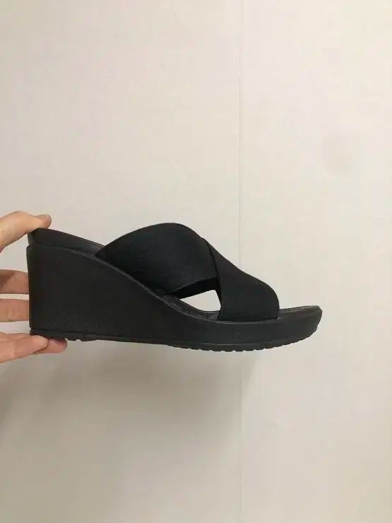 クロックス、レイ2　サンダル（w7） クロックス、レイ2 サンダル（w7） 靴