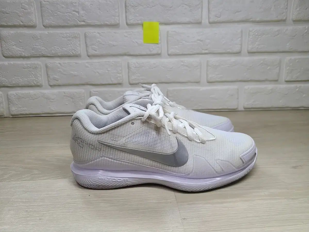 NIKE ナイキ コート エアズーム Vapor ヴェイパー プロ テニスシューズ 240mm