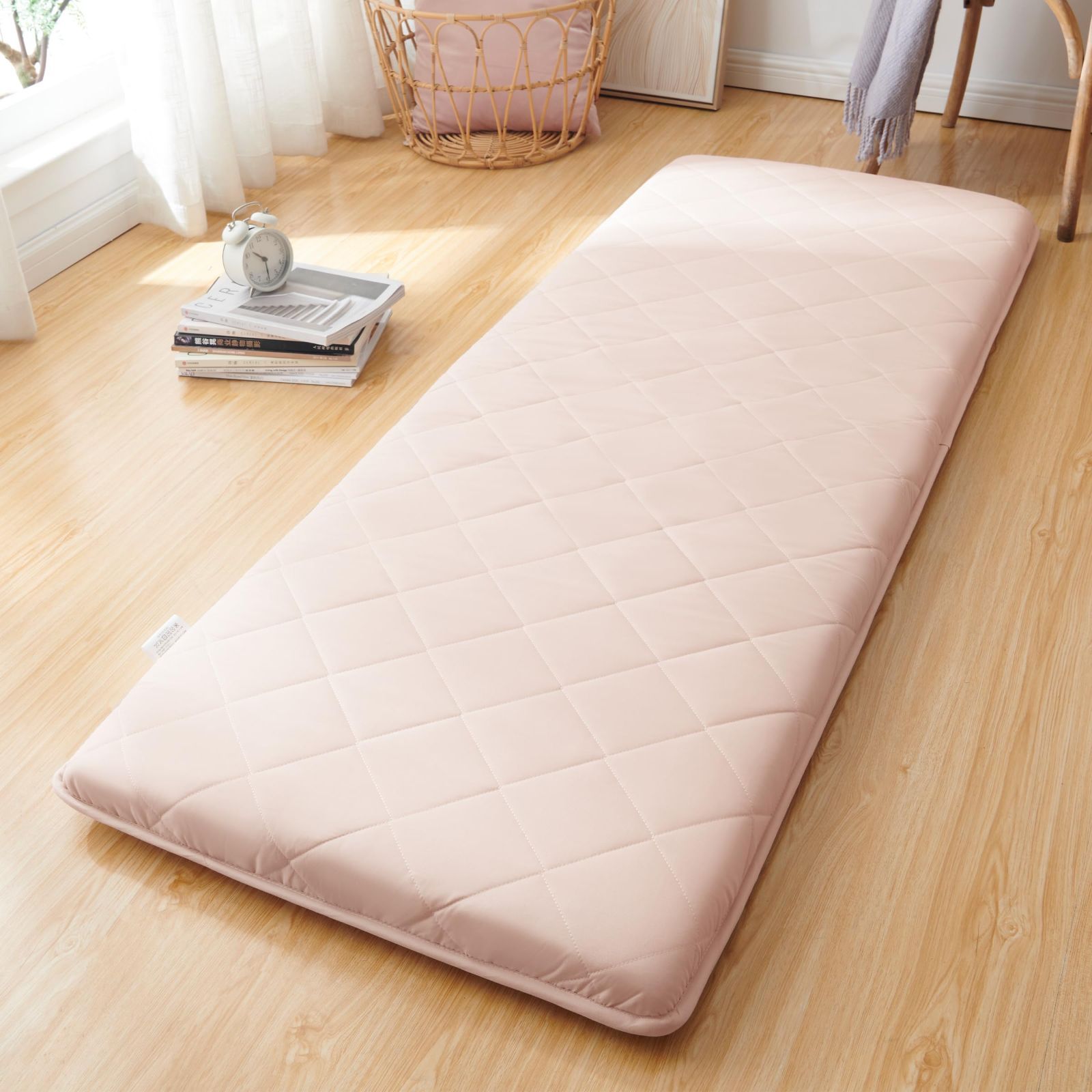 ごろ寝マット ごろ寝布団 68×120cm ごろ寝座布団 お昼寝マット 大人 うたた寝マット ごろ寝クッション 軽量 コンパクト 畳める 固綿入り 抗菌 防臭 防ダニ 体圧分散 底付き感無し 三層構造 車