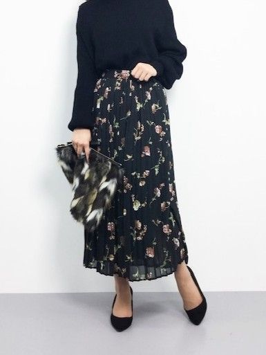 Flower Pleats
