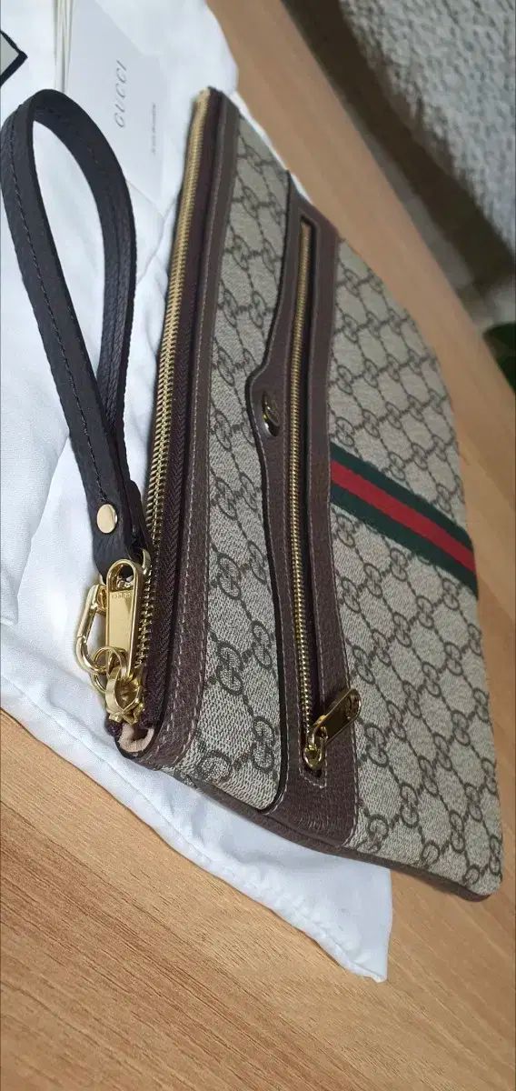 クラッチバッグ|クラッチバッグ