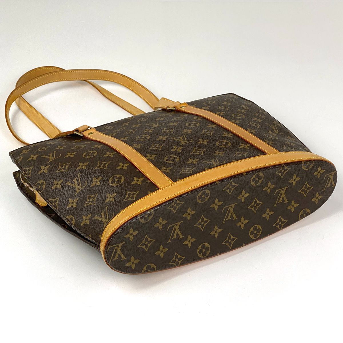 ルイ・ヴィトン Louis Vuitton バビロン 肩掛け ショルダーバッグ 通勤