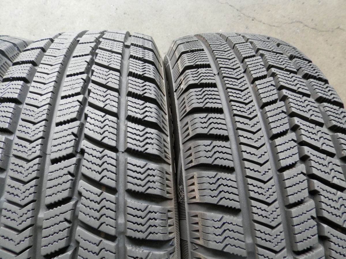 155 65R14 ハイフライ Win-turi 216 スタッドレスタイヤ 4本SET 製 冬タイヤ