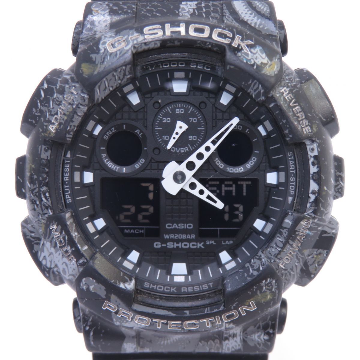 CASIO カシオ G-SHOCK MARCELO BURLON マルセロバーロン コラボ GA-100MRB-1AJR クォーツ 腕時計 ※中古