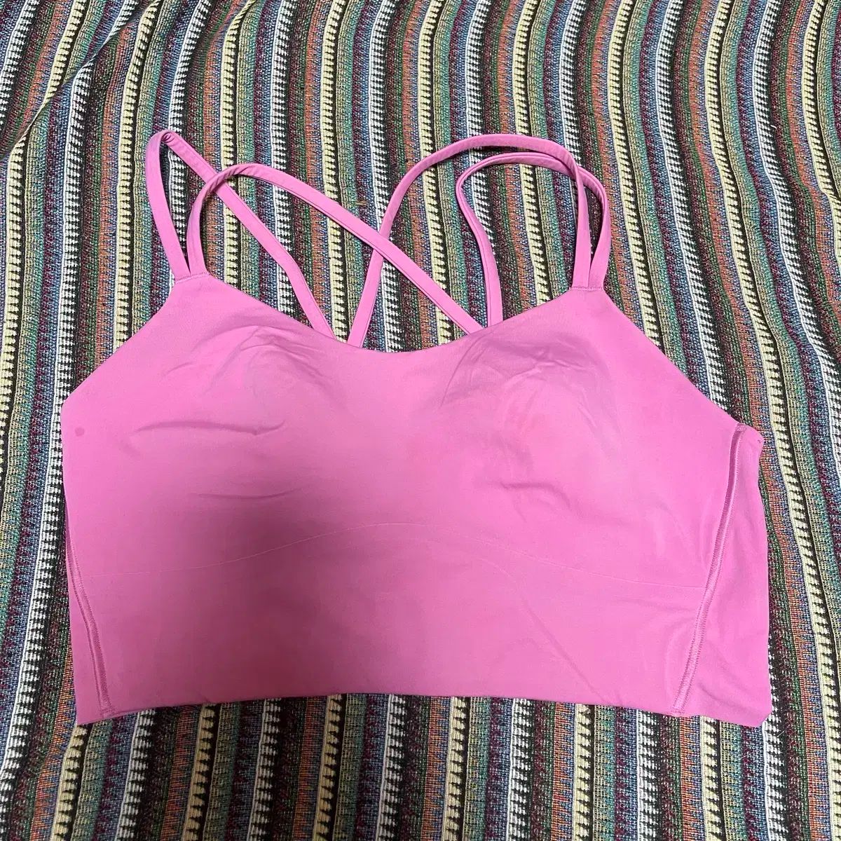 アンティークフランス サクランボに似た花刺繍の桜色ランナー ニードル