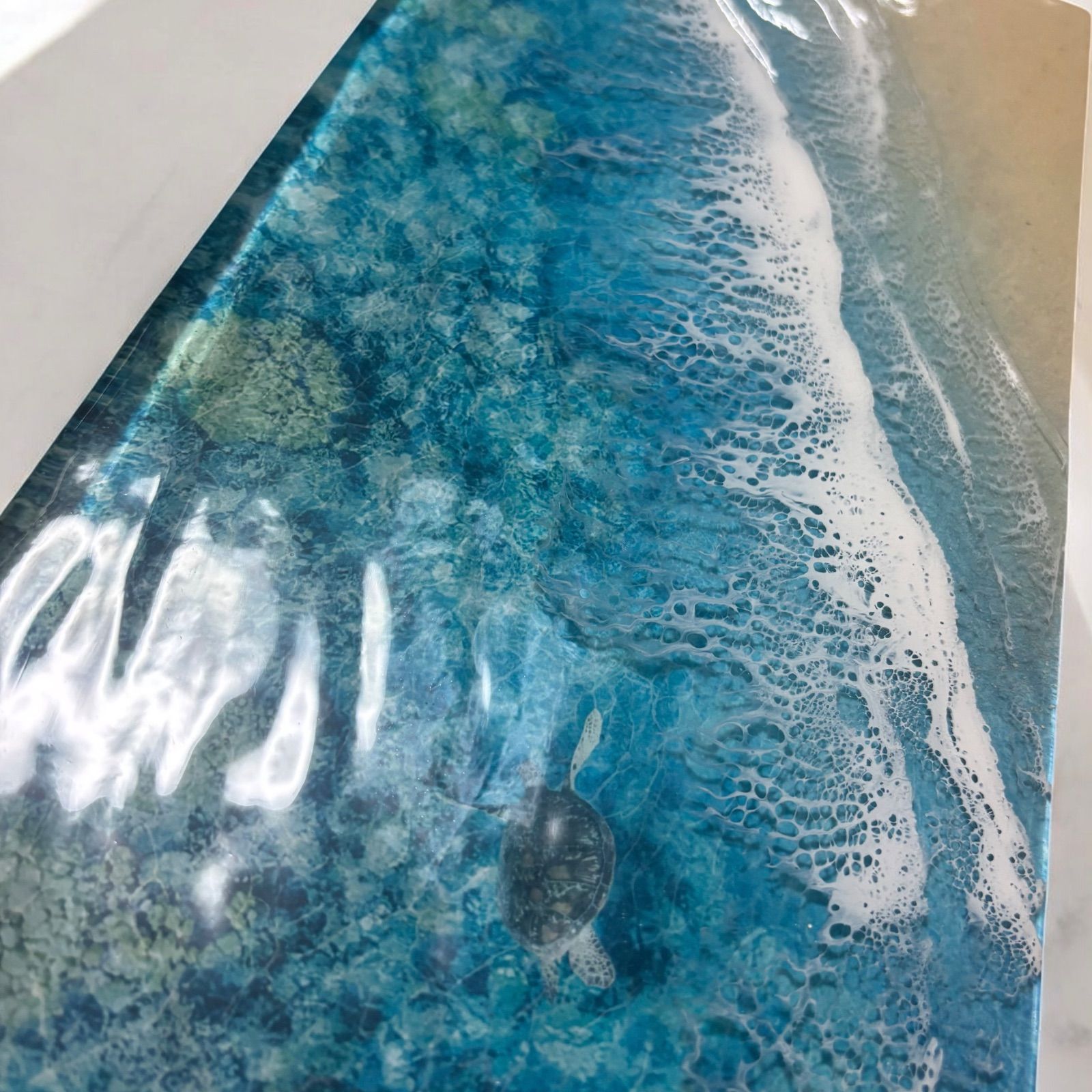 『沖縄の海を感じる』ウミガメが泳ぐ離島の海・オーシャンレジンアート／立体アート N257☆超立体 沖縄の海 レジンアートボード 美ら海 オーシャン