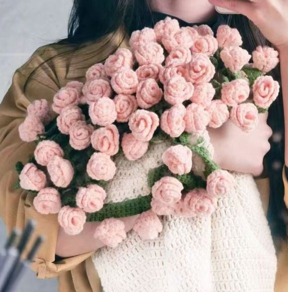ブーケブランケット ハンドメイド 大きいバラ ピンク系 かぎ針編み 枯れない花 ブーケブランケット ハンドメイド 大きいバラ ピンク系 かぎ針編み