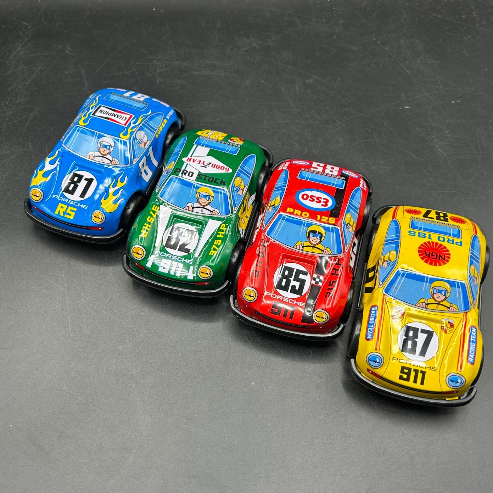 ブリキ製　ポルシェ911 GOOD YEAR ESSO 日本製　おもちゃ ブリキのレーシングカー 昭和レトロ ESSO GOOD YEAR 日本製 ブリキ