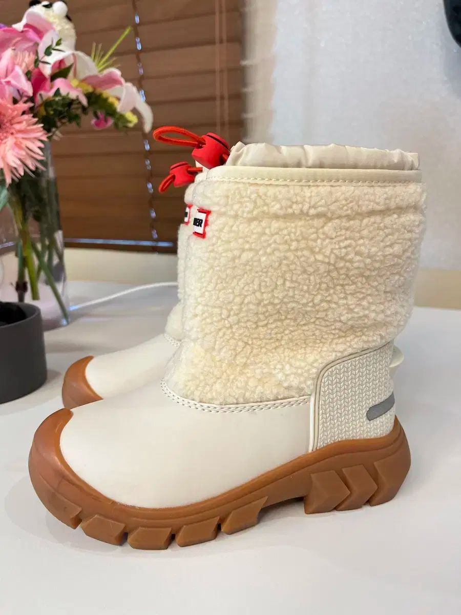 美品 K2 MINK BOA LUX スノーボードブーツ 23cm スノボブーツ K2 MINK BOA LUX 23.5cmスノーボード ブーツ K2 MINK BOA LUX 23.5cm