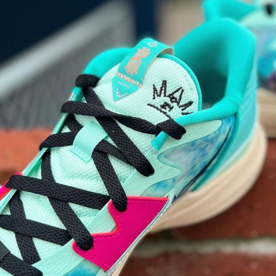 NIKE KYRIE LOW 5 'COMMUNITY' ナイキ カイリー ローカット 5