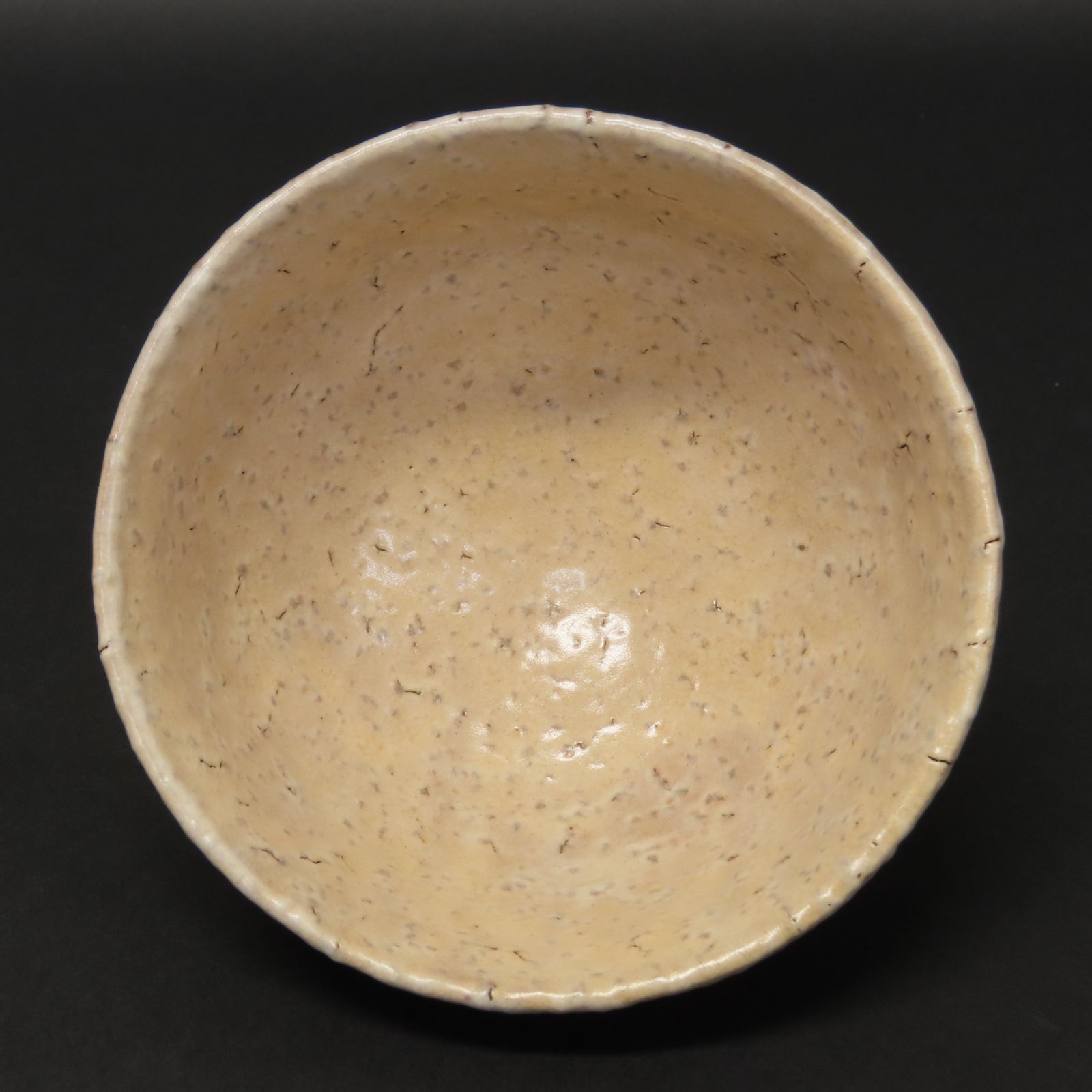 萩焼 茶碗 茶道具 抹茶碗 晴雲山窯 初代 茶道具 古萩  2007 0186 美品 岡田裕 真作保証 萩焼 晴雲山窯 茶道具 抹茶碗 在銘