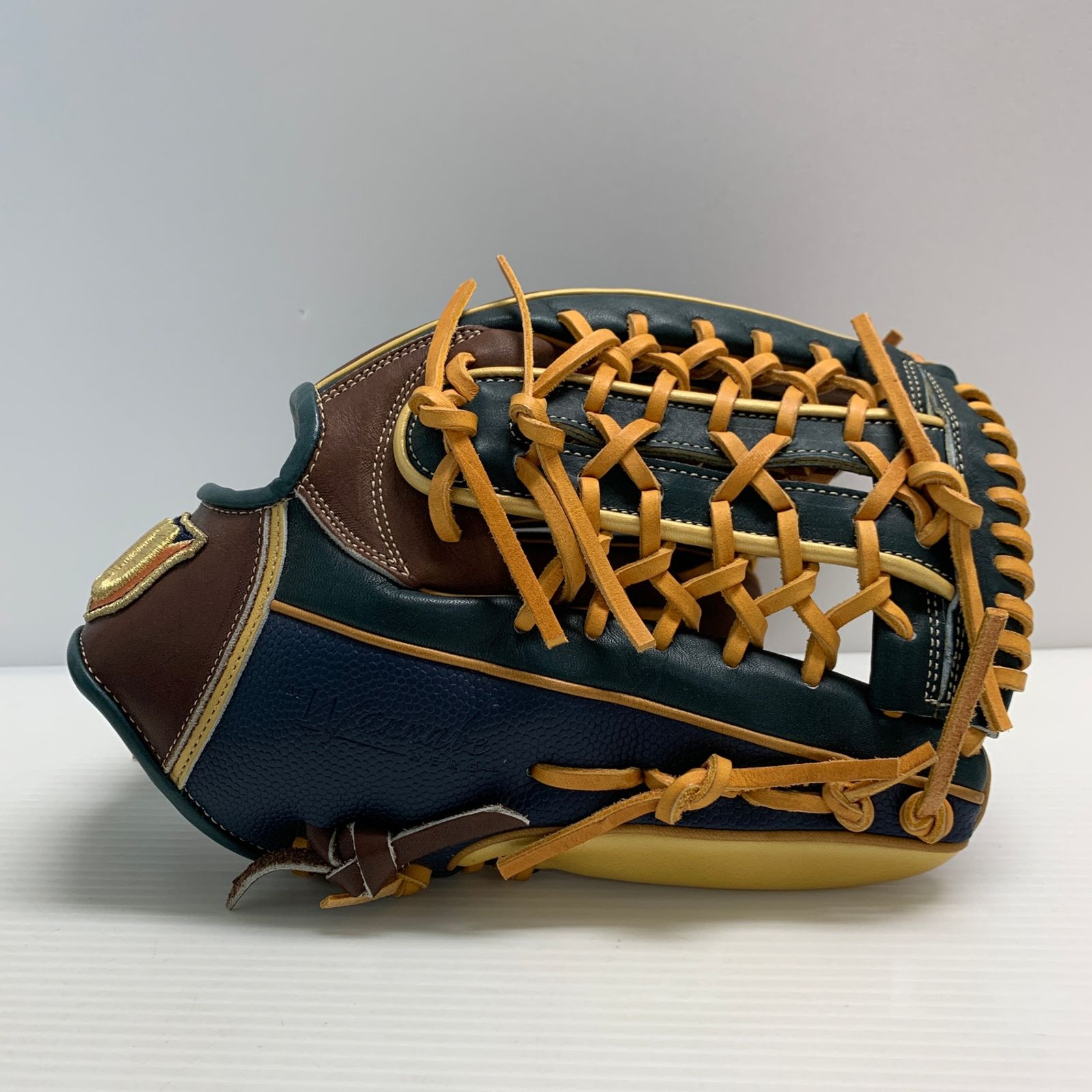 ウィルソン Wilson ワナビーヒーロー 軟式 大人 一般 オールラウンド グローブ グラブ 右投げ RHW 95 F 品 野球 6327