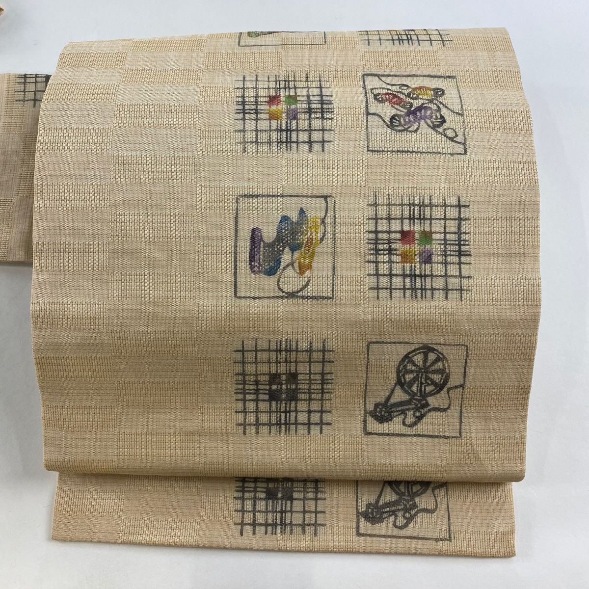 名古屋帯 美品 名品 夏帯 糸巻き機 反物 ベージュ 正絹 【中古 