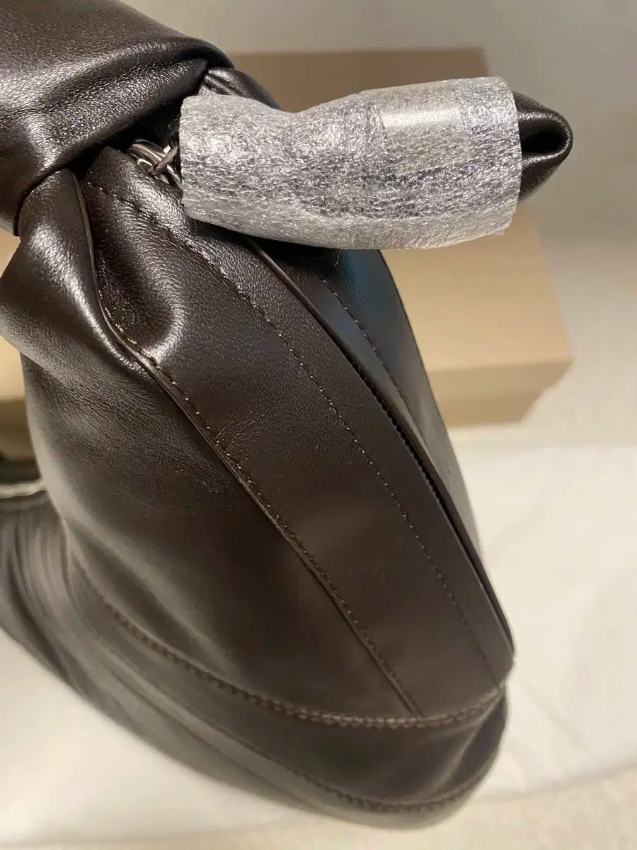 LEMAIRE クロワッサンバッグ large ダークチョコレート LEMAIRE