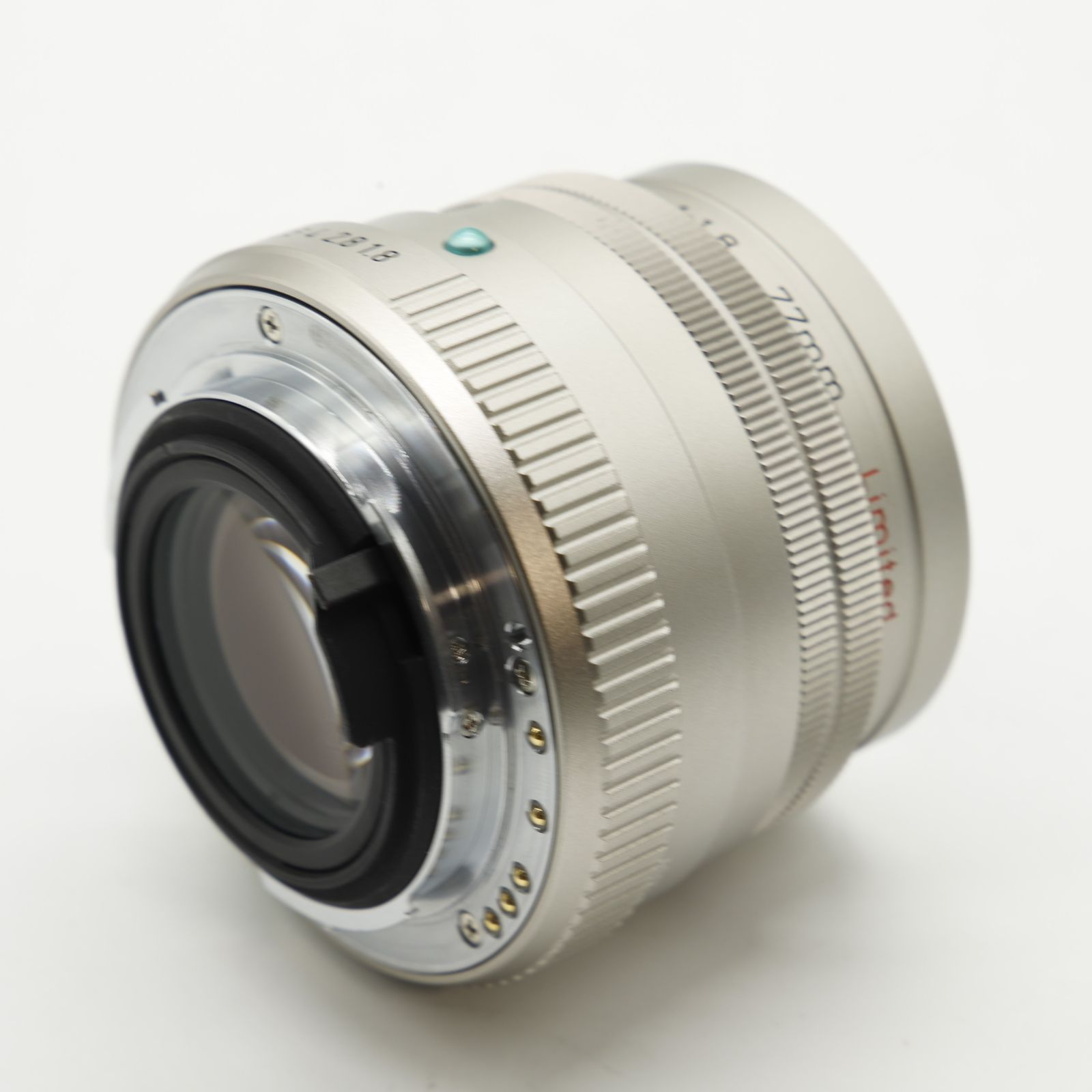  PENTAX ペンタックス HD PENTAX-FA 77 mmF 1.8 Limited シルバー 中望遠単焦点レンズ 27890 レンズ(単焦点) カメラ