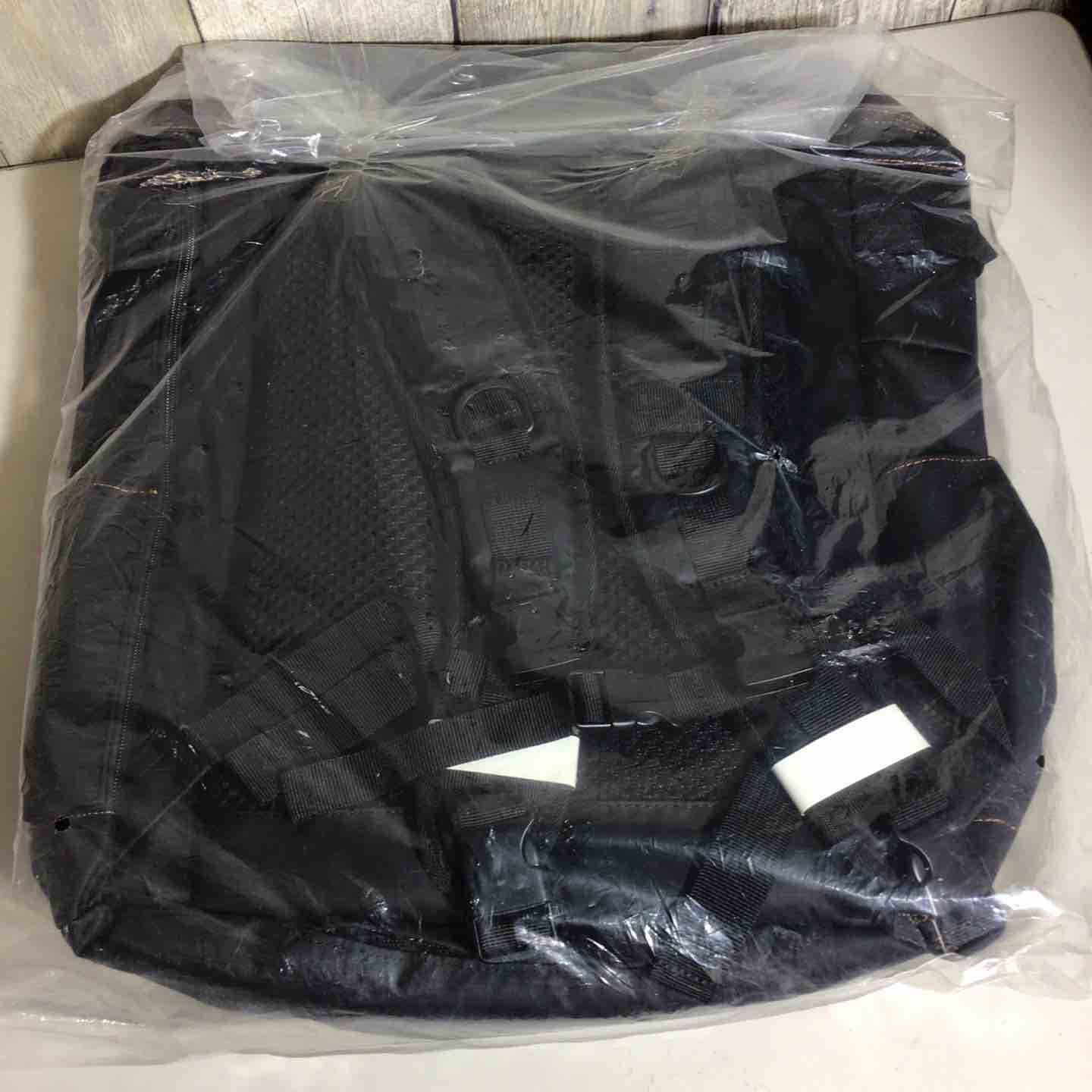 TRUSCO トラスコ プロ用軽量ボックス型リュック ショルダーコンテナ A3BL-BK リュック ブラック 黒 戸田店