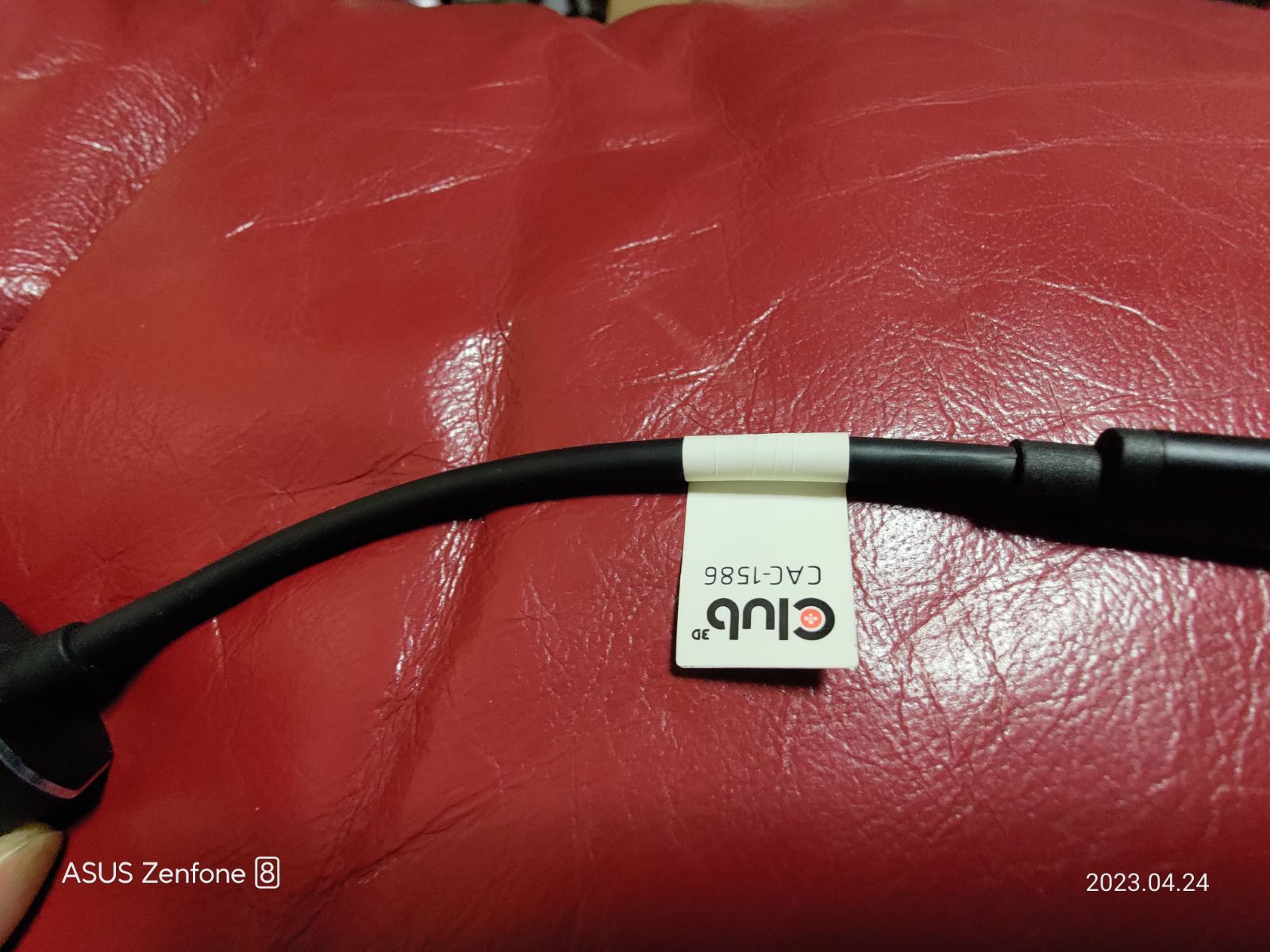 PC周辺機器 Club 3D USB Gen2 Type C to HDMI 2.1 4K120Hz HDR10 DSC 1.2